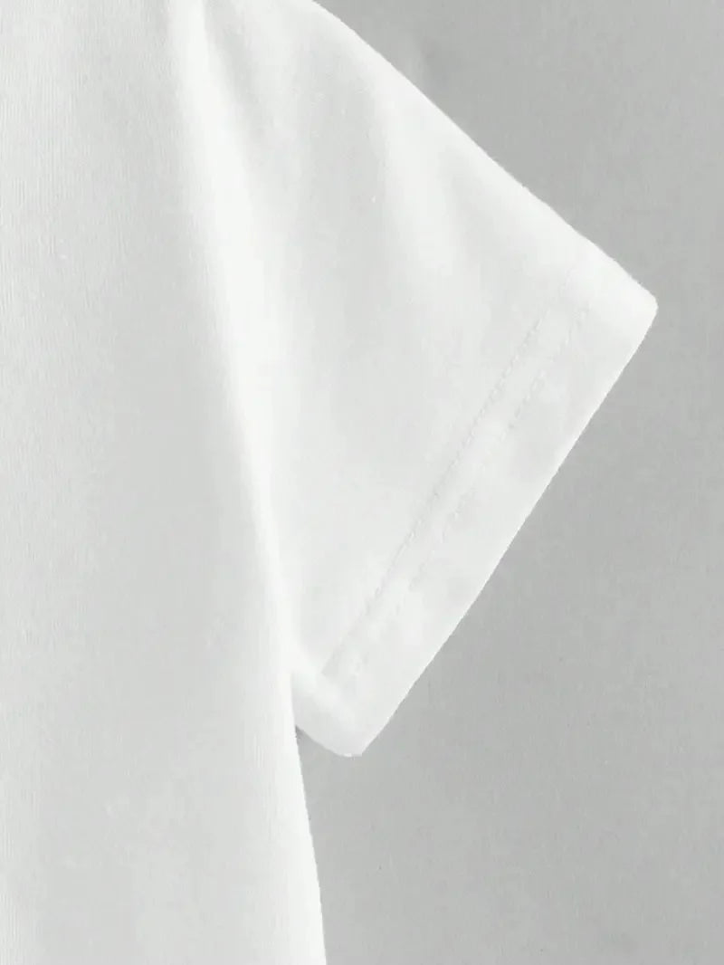 Men’s cotton graphic tee with a relaxed summer fit